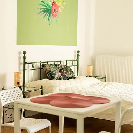 شقة Colors بودابست