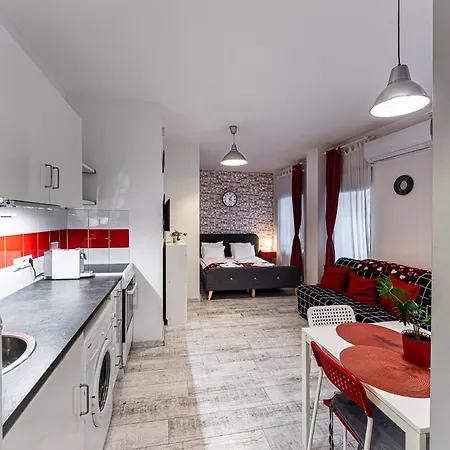 Colors Apartman *